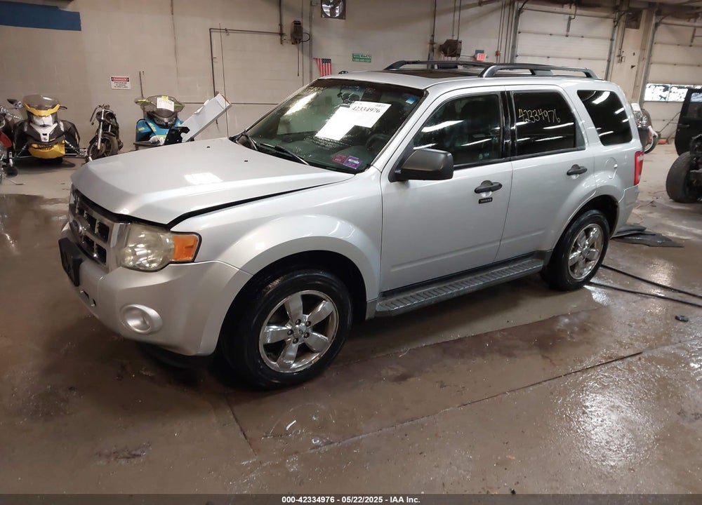 2010 FORD ESCAPE VIN: 1FMCU0DG3AKA95213