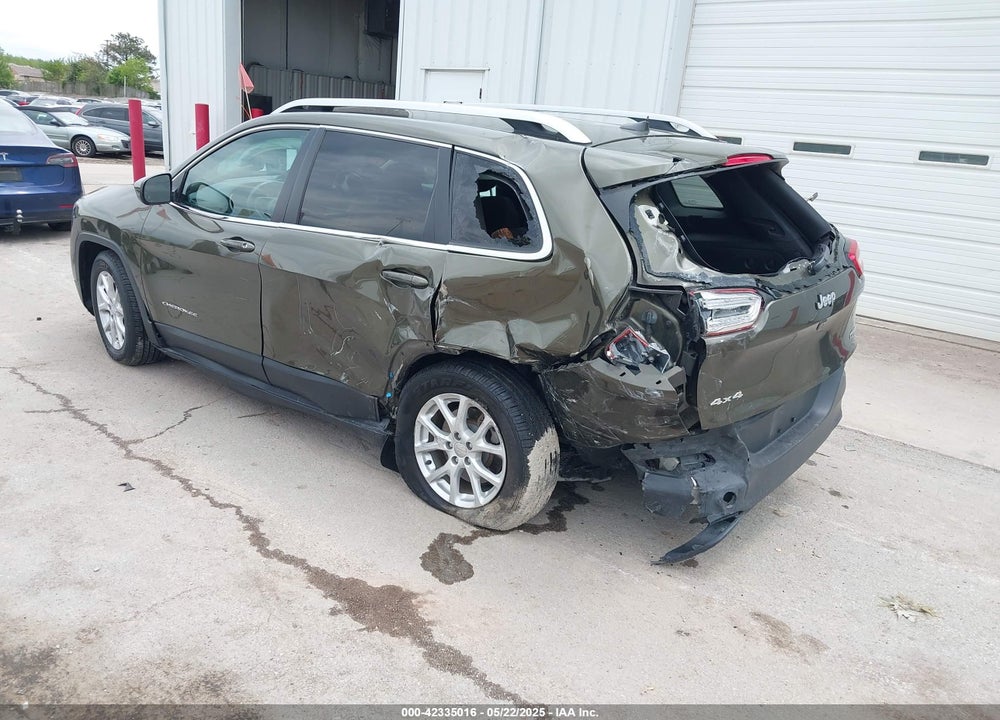 2016 JEEP CHEROKEE VIN: 1C4PJMCB6GW142747