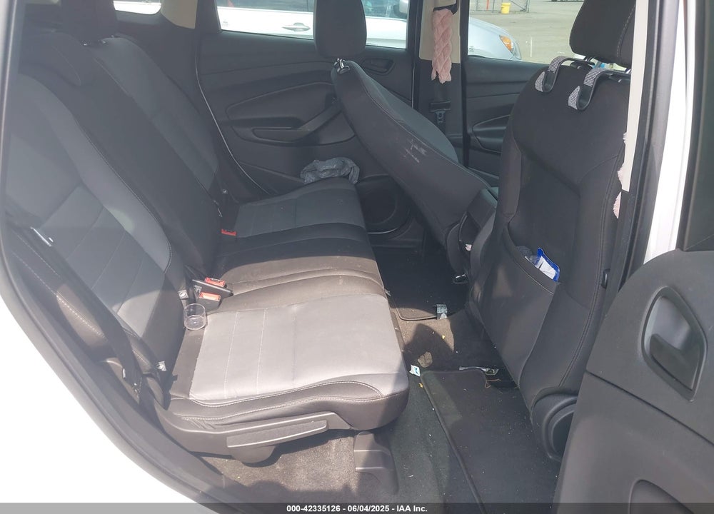 2017 FORD ESCAPE S VIN: 1FMCU0F70HUB43004