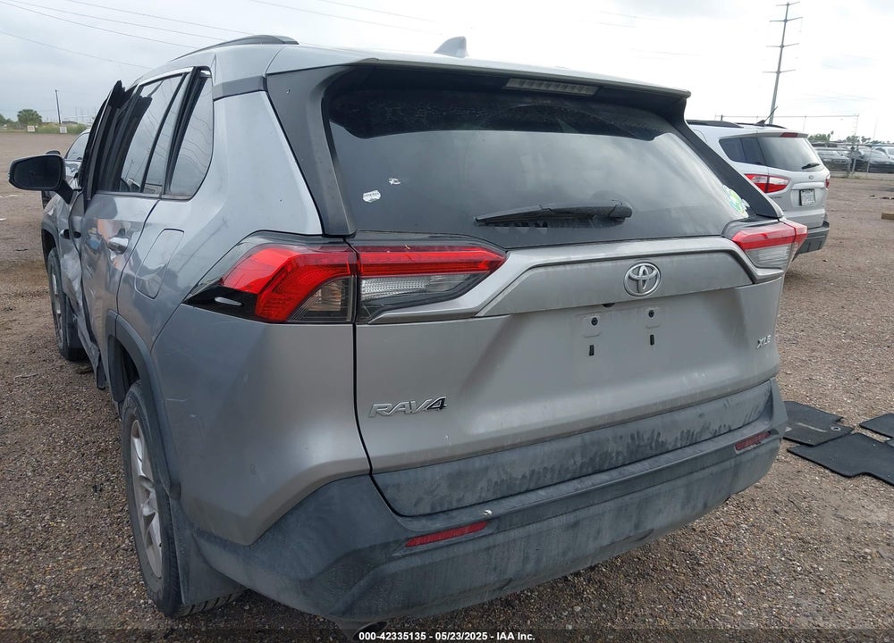2021 TOYOTA RAV4 VIN: 2T3W1RFV7MW123018
