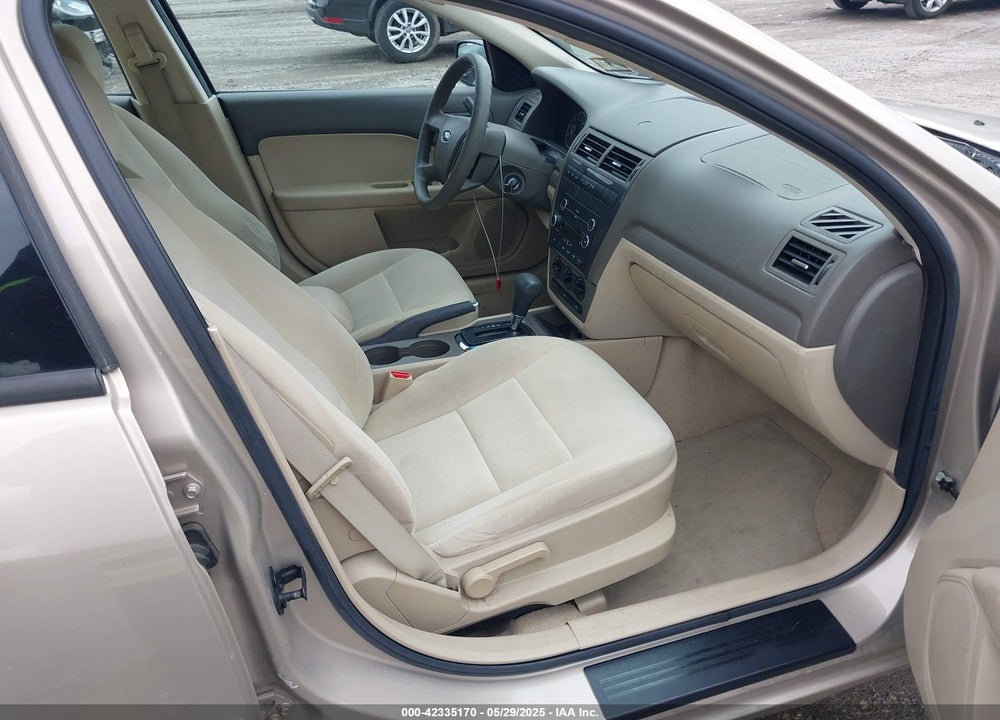 2008 FORD FUSION VIN: 3FAHP07Z78R186379
