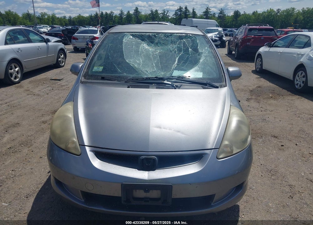 2008 HONDA FIT VIN: JHMGD37418S060655