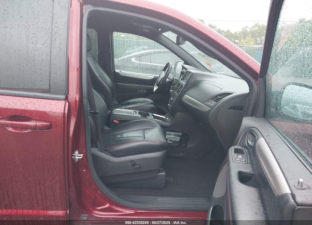 2019 DODGE GRAND CARAVAN VIN: 2C4RDGEG1KR711256