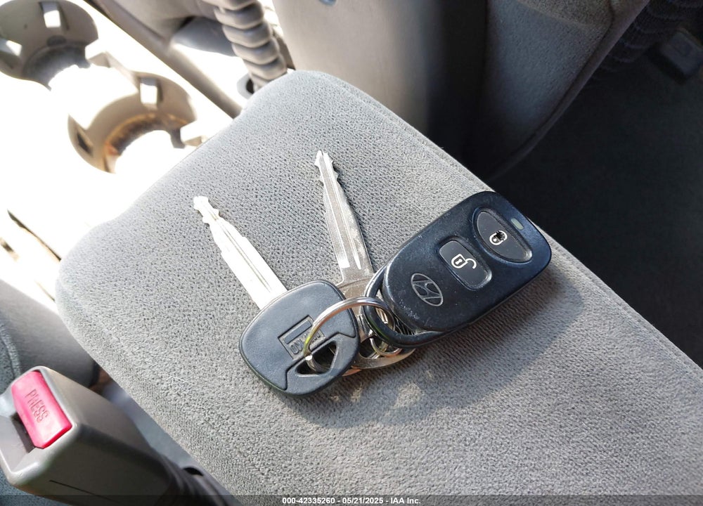 2006 HYUNDAI TUCSON VIN: KM8JN12D46U283592