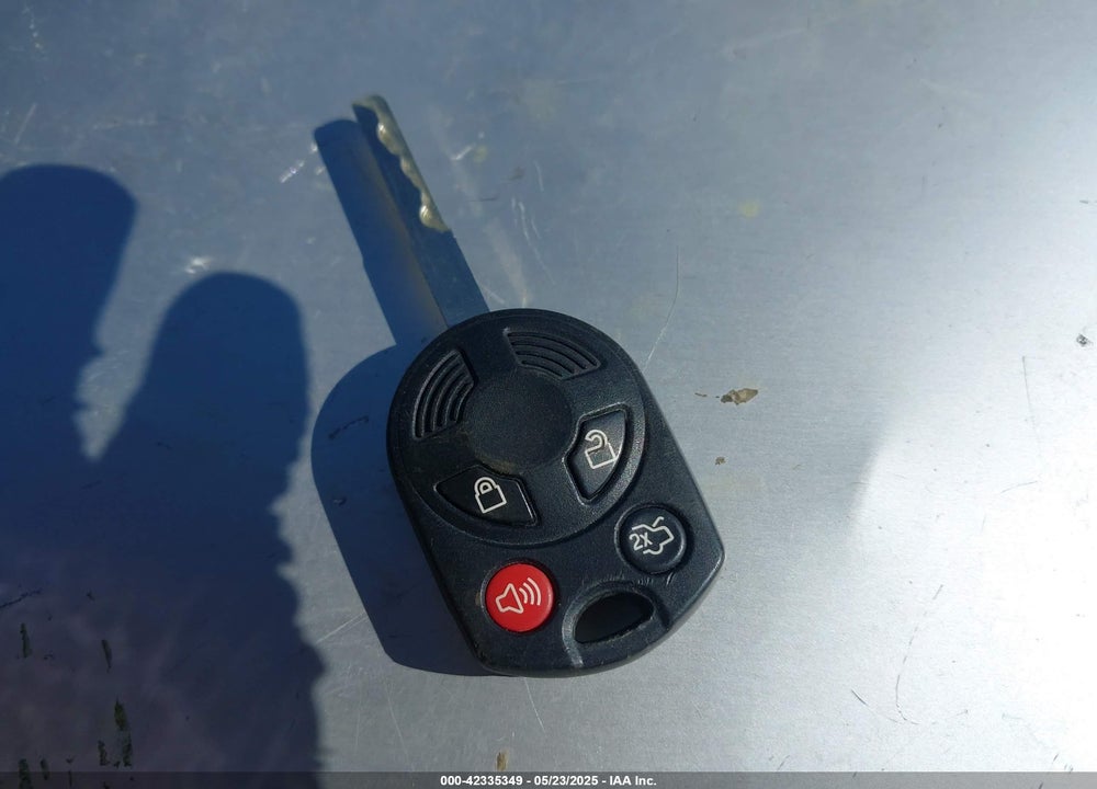 2018 FORD ESCAPE SEL VIN: 1FMCU0HDXJUB10584