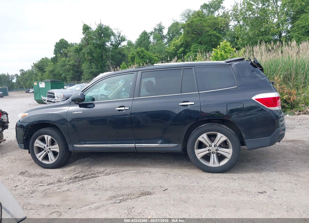 2011 TOYOTA HIGHLANDER LIMITED V6 VIN: 5TDDK3EH6BS043849