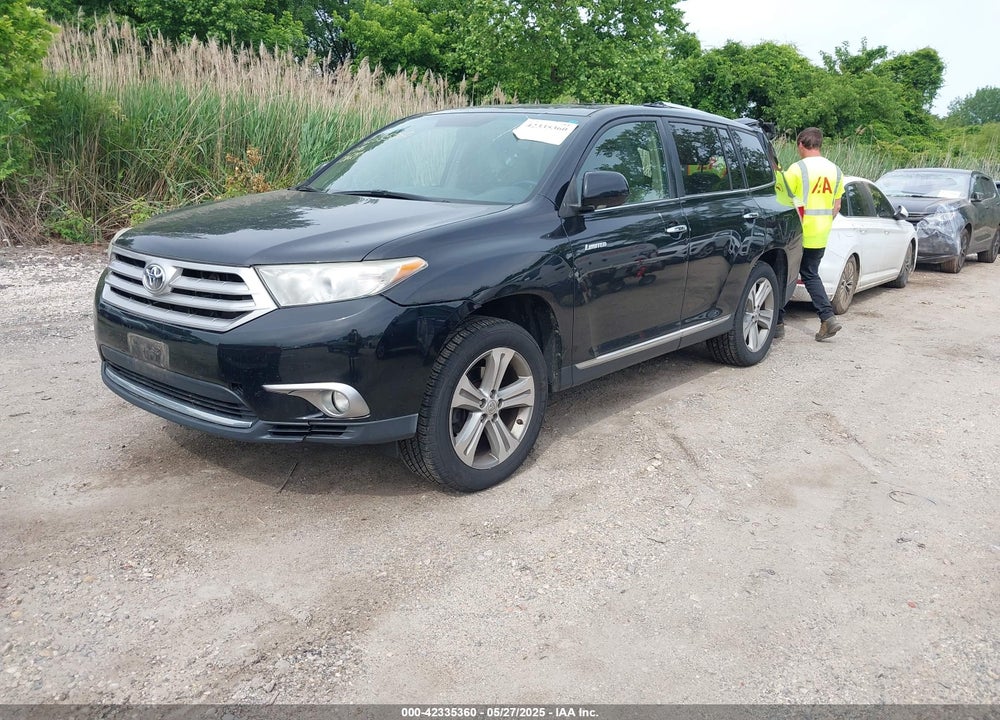 2011 TOYOTA HIGHLANDER LIMITED V6 VIN: 5TDDK3EH6BS043849