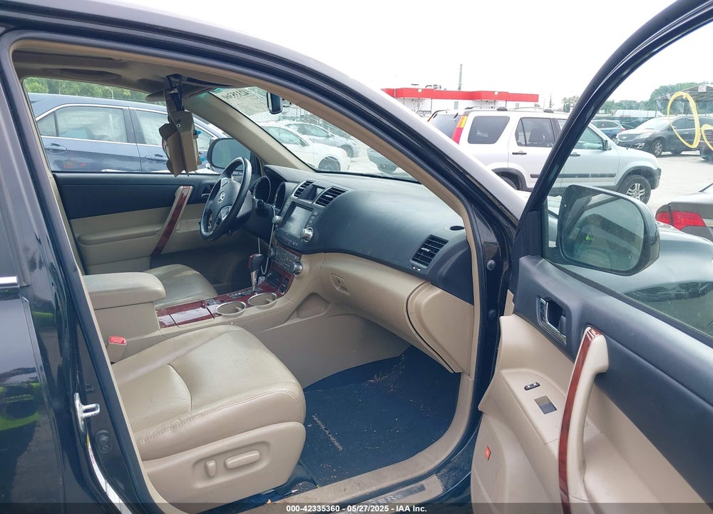 2011 TOYOTA HIGHLANDER LIMITED V6 VIN: 5TDDK3EH6BS043849