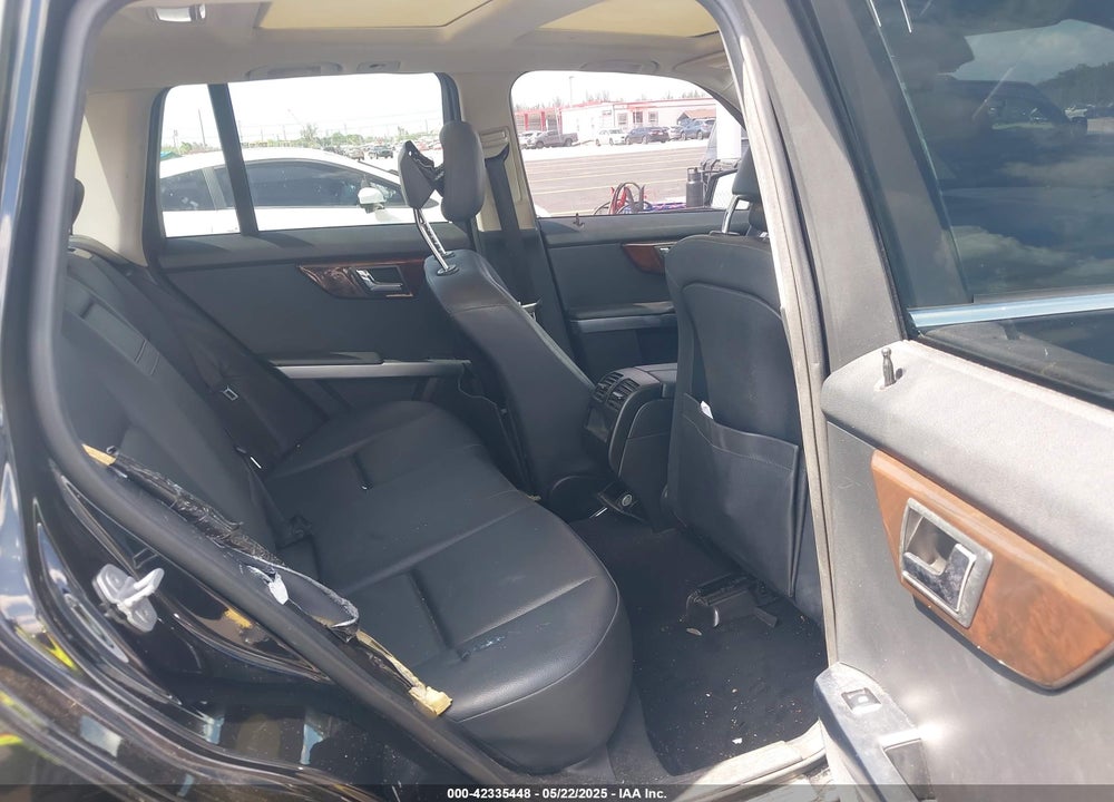 2011 MERCEDES-BENZ GLK-CLASS VIN: WDCGG5GB8BF645777