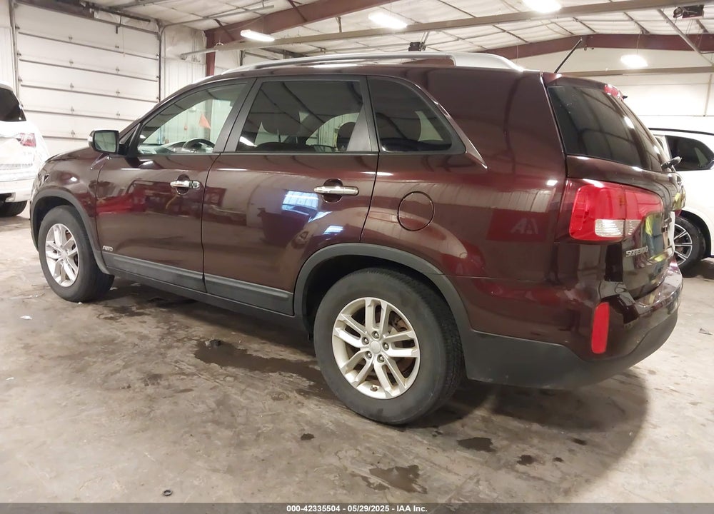 2014 KIA SORENTO LX VIN: 5XYKTCA67EG541133
