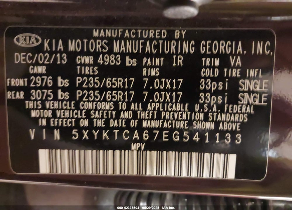 2014 KIA SORENTO LX VIN: 5XYKTCA67EG541133