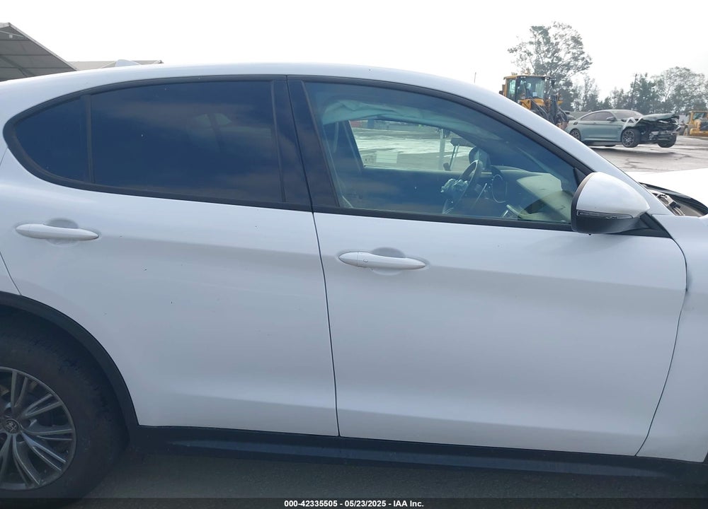 2023 ALFA ROMEO STELVIO VIN: ZASPAJAN1P7D53724