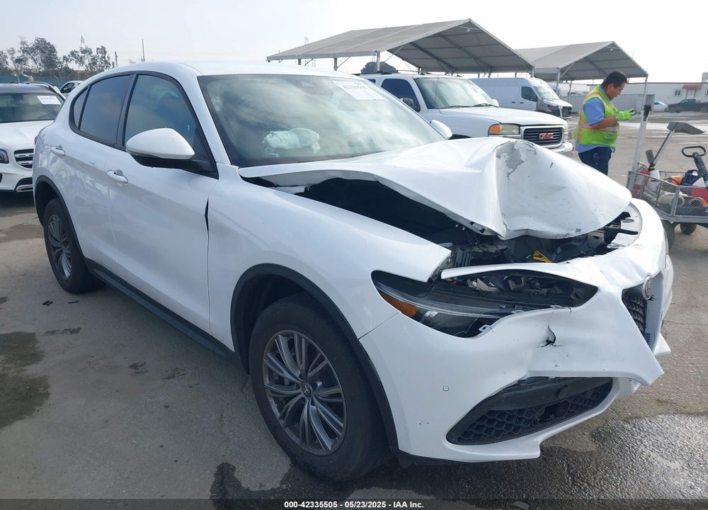 2023 ALFA ROMEO STELVIO VIN: ZASPAJAN1P7D53724