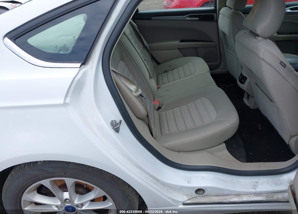2019 FORD FUSION VIN: 3FA6P0HD0KR114537