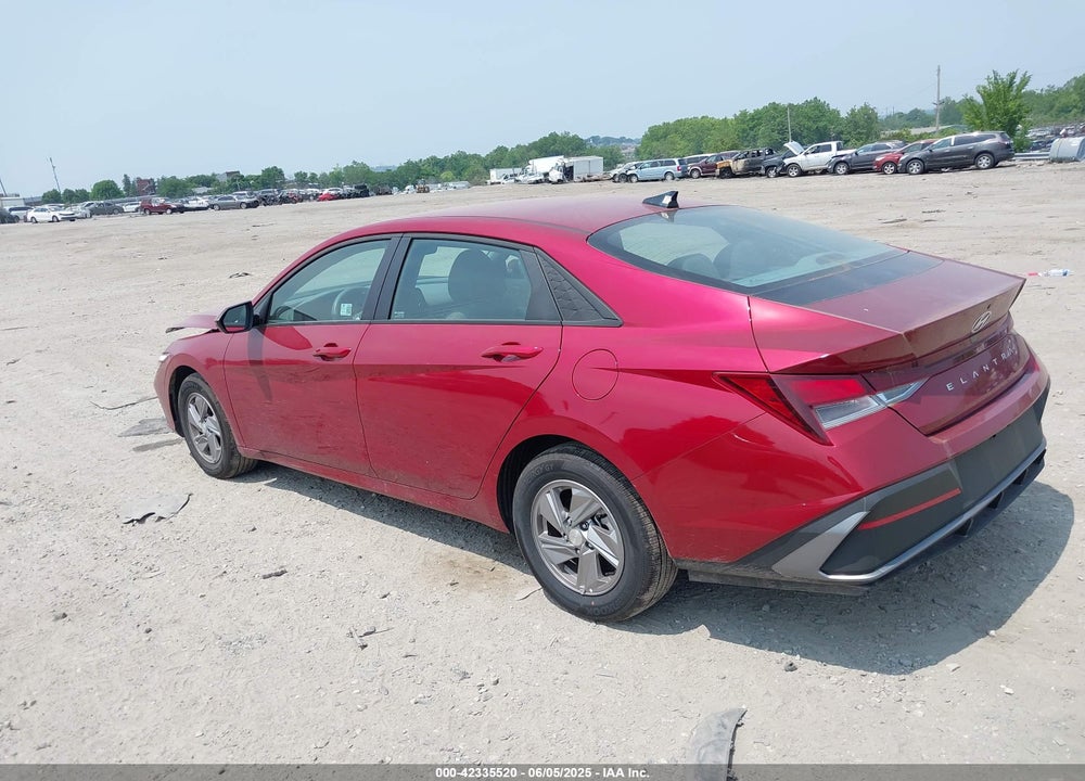 2024 HYUNDAI ELANTRA SE VIN: KMHLL4DG7RU844685