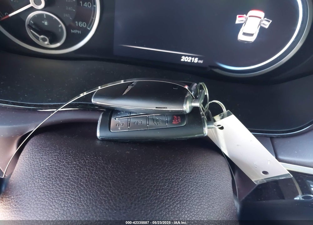 2023 GENESIS GV70 VIN: KMUMADTB9PU098982