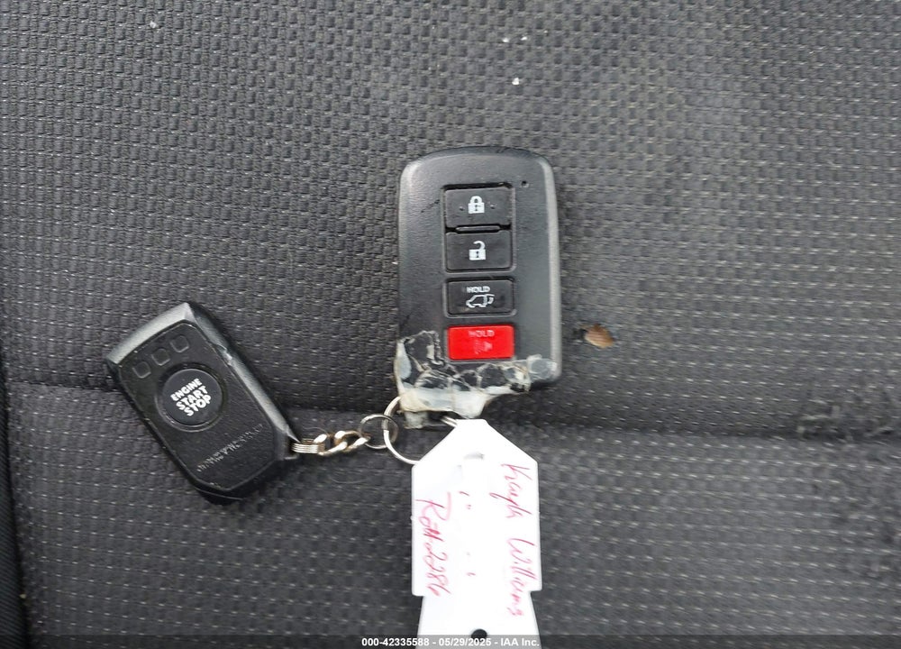 2018 TOYOTA RAV4 VIN: JTMRFREV0JD251819