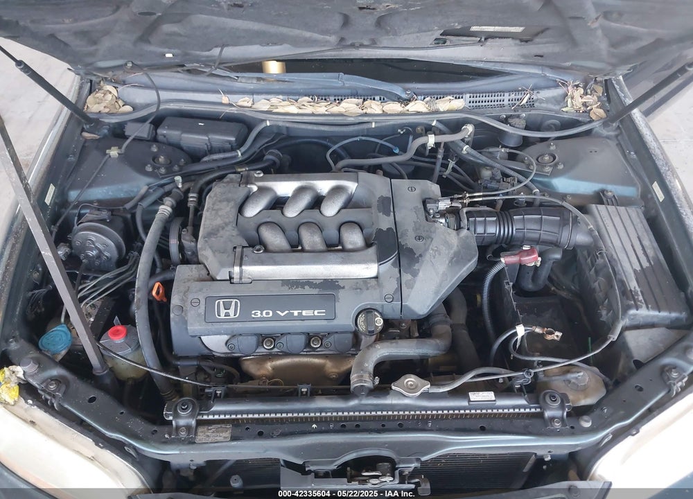 2001 HONDA ACCORD 3.0 EX VIN: 1HGCG16571A042213