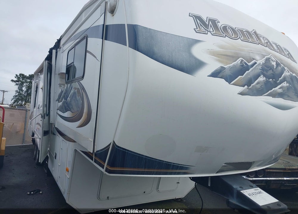 2011 KEYSTONE MONTANA VIN: 4YDF37526B4702059