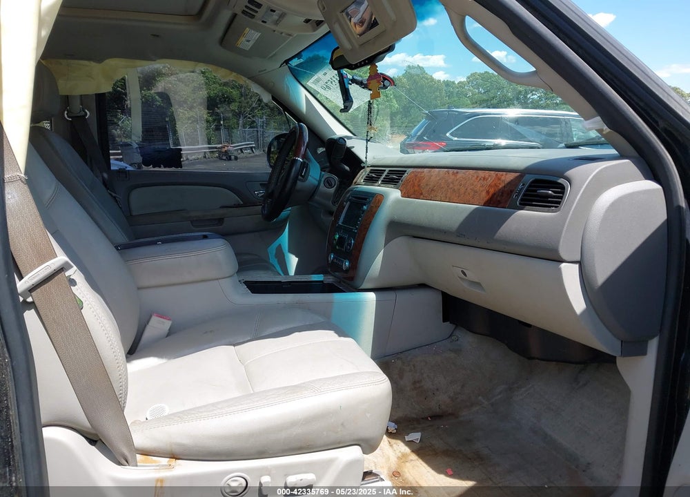 2007 CHEVROLET TAHOE LTZ VIN: 1GNFK13037J354144