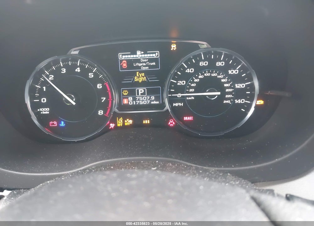 2018 SUBARU FORESTER VIN: JF2SJARC5JH618041