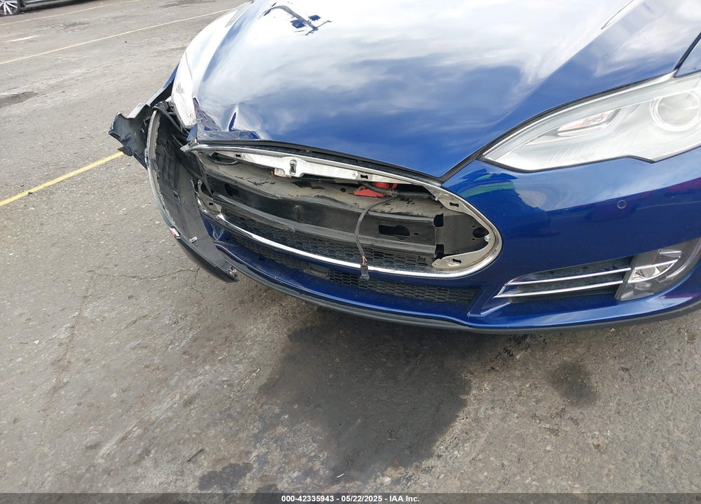 2015 TESLA MODEL S 70D/85D/P85D VIN: 5YJSA1H22FF095964