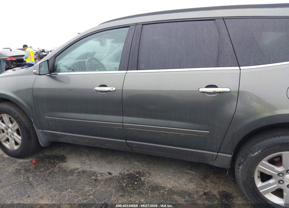 2011 CHEVROLET TRAVERSE VIN: 1GNKRJED6BJ271441