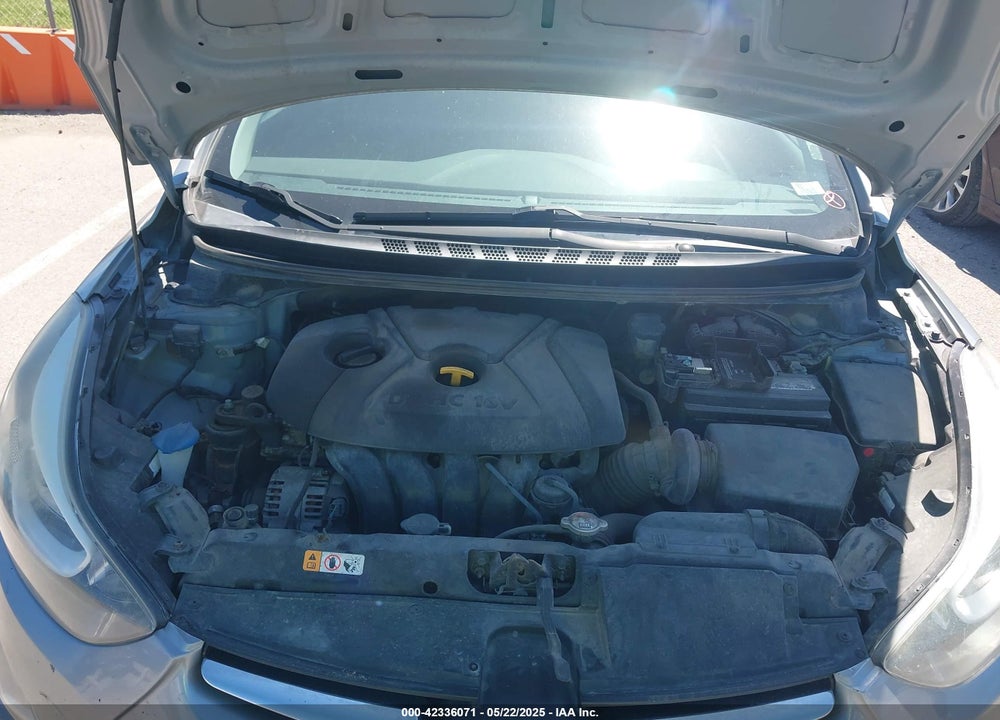 2015 HYUNDAI ELANTRA SE VIN: 5NPDH4AE1FH594301