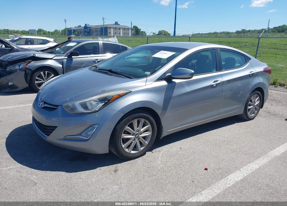 2015 HYUNDAI ELANTRA SE VIN: 5NPDH4AE1FH594301