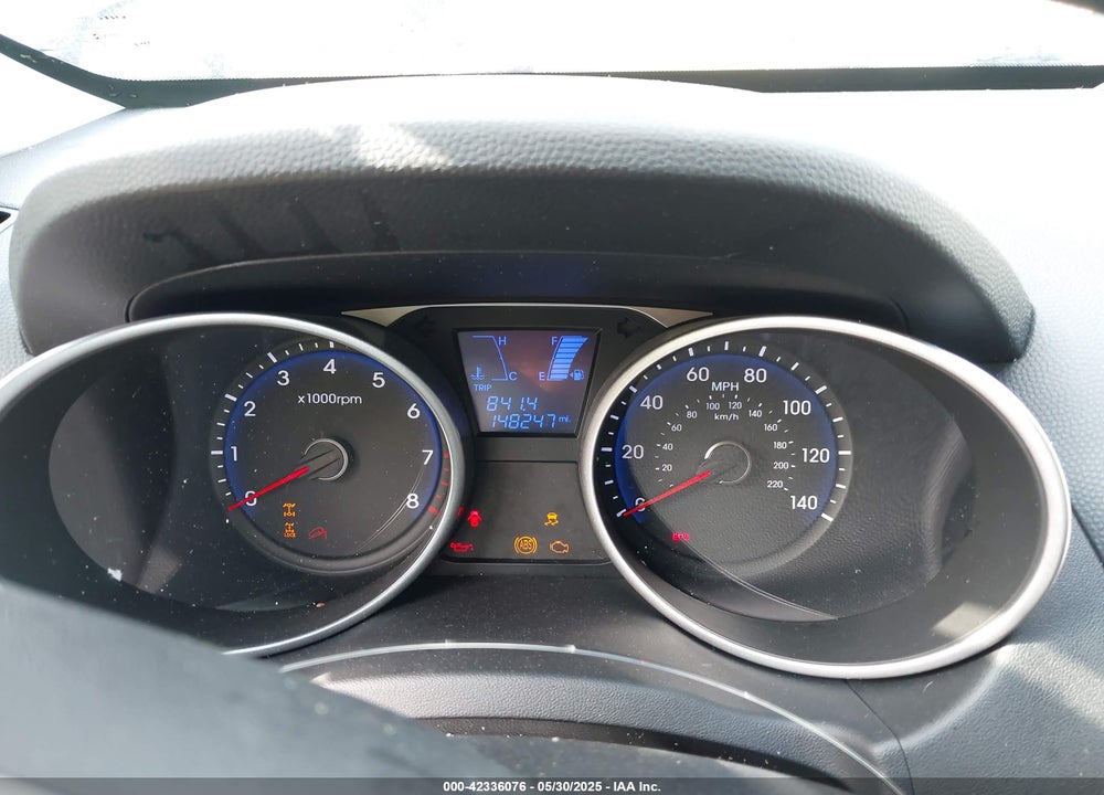 2013 HYUNDAI TUCSON VIN: KM8JUCAC2DU784405