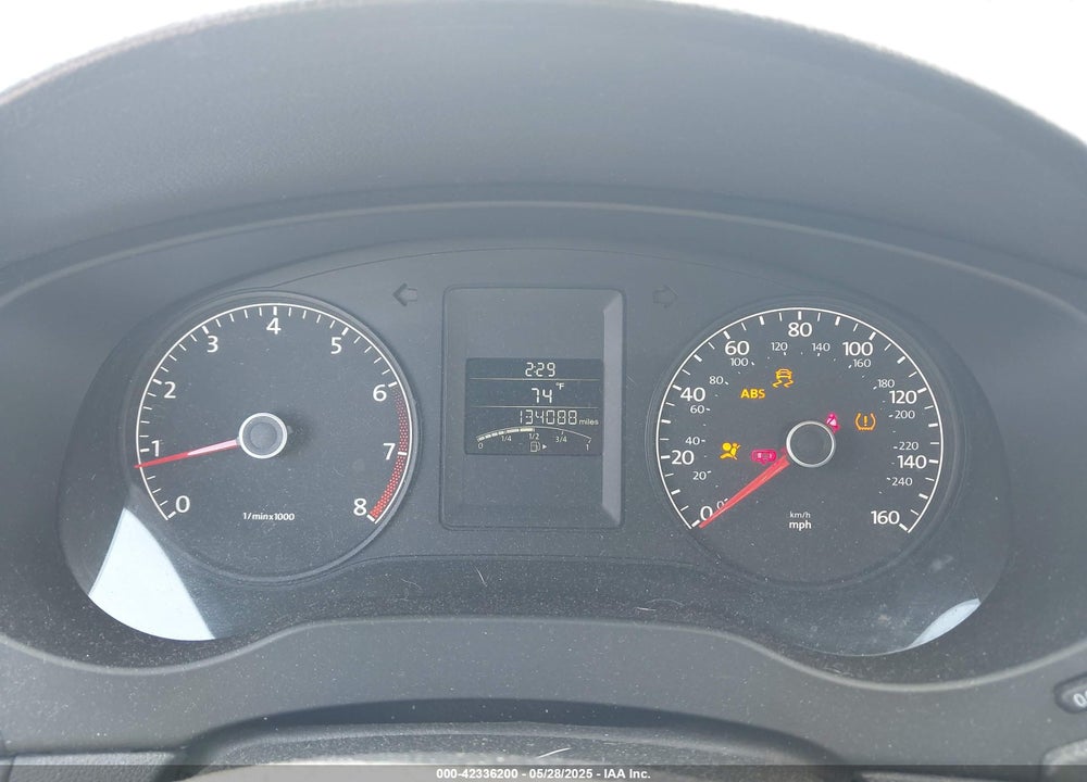2013 VOLKSWAGEN JETTA 2.0L S VIN: 3VW1K7AJ8DM385984