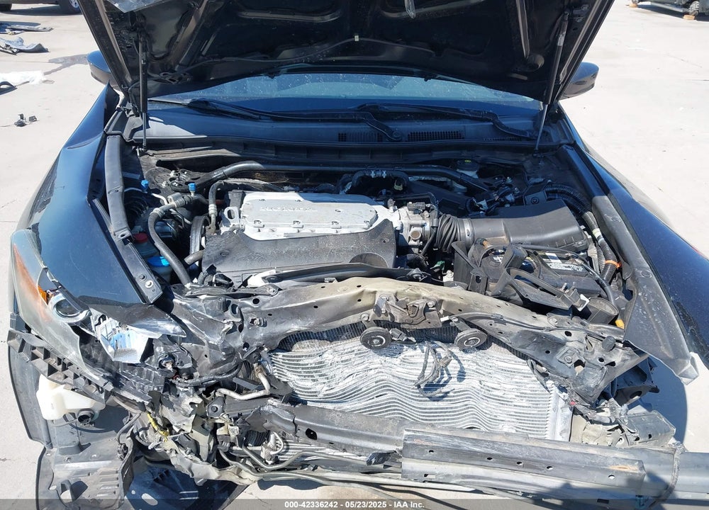2009 HONDA ACCORD VIN: 1HGCS22849A003725