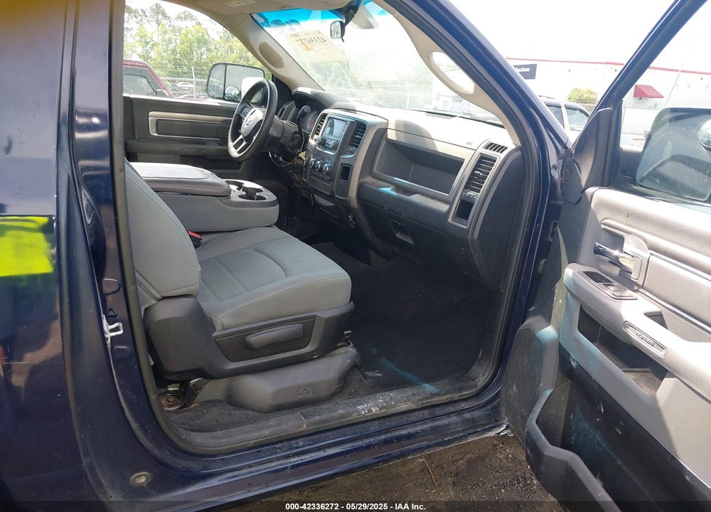 2013 RAM 1500 VIN: 3C6JR7DP0DG537163