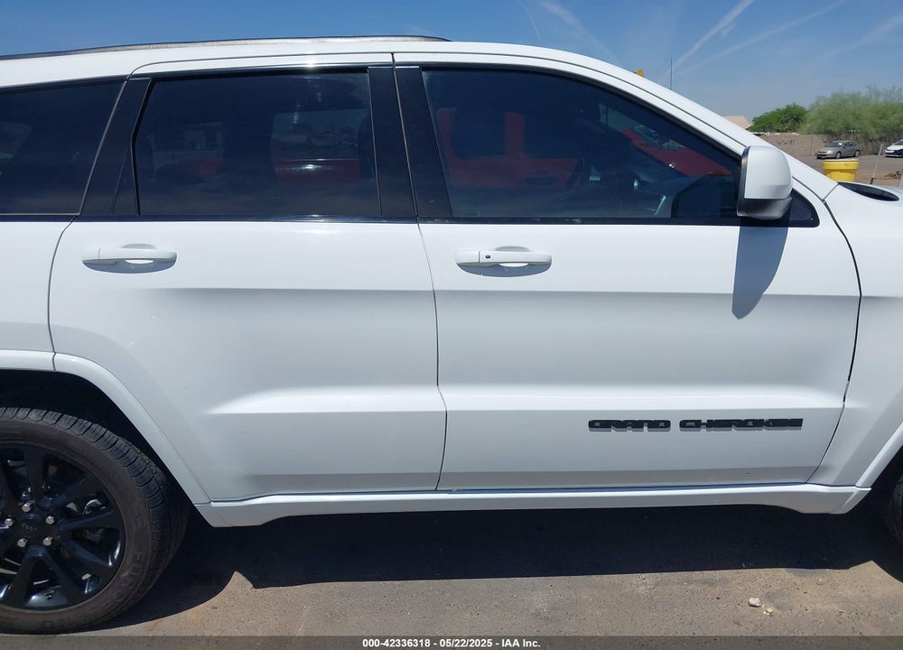 2018 JEEP GRAND CHEROKEE VIN: 1C4RJEAG8JC380640