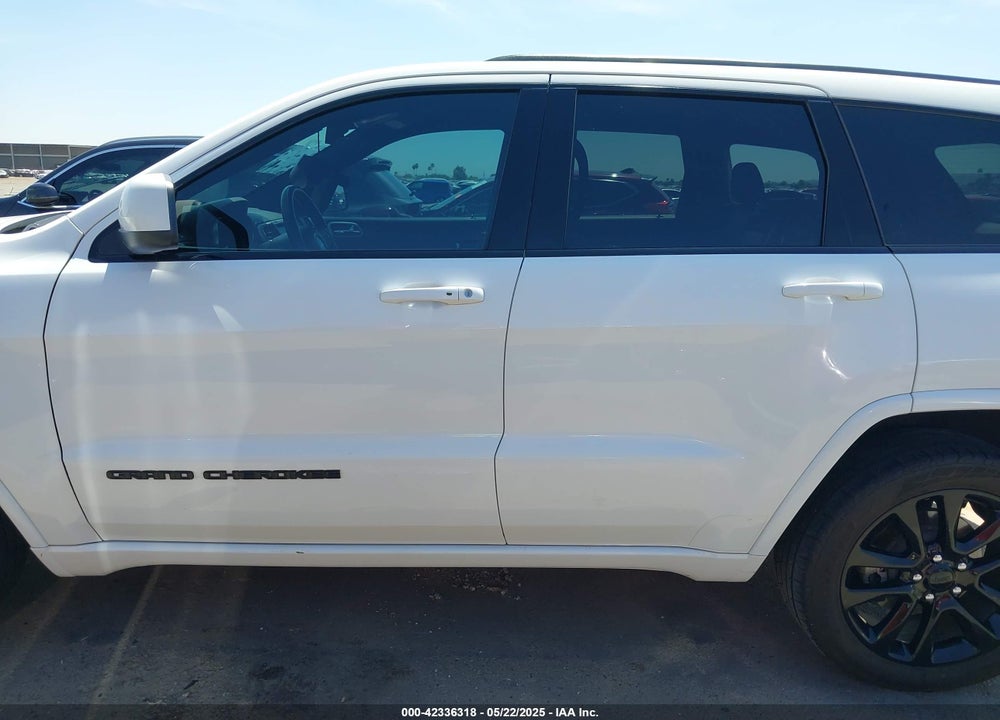 2018 JEEP GRAND CHEROKEE VIN: 1C4RJEAG8JC380640