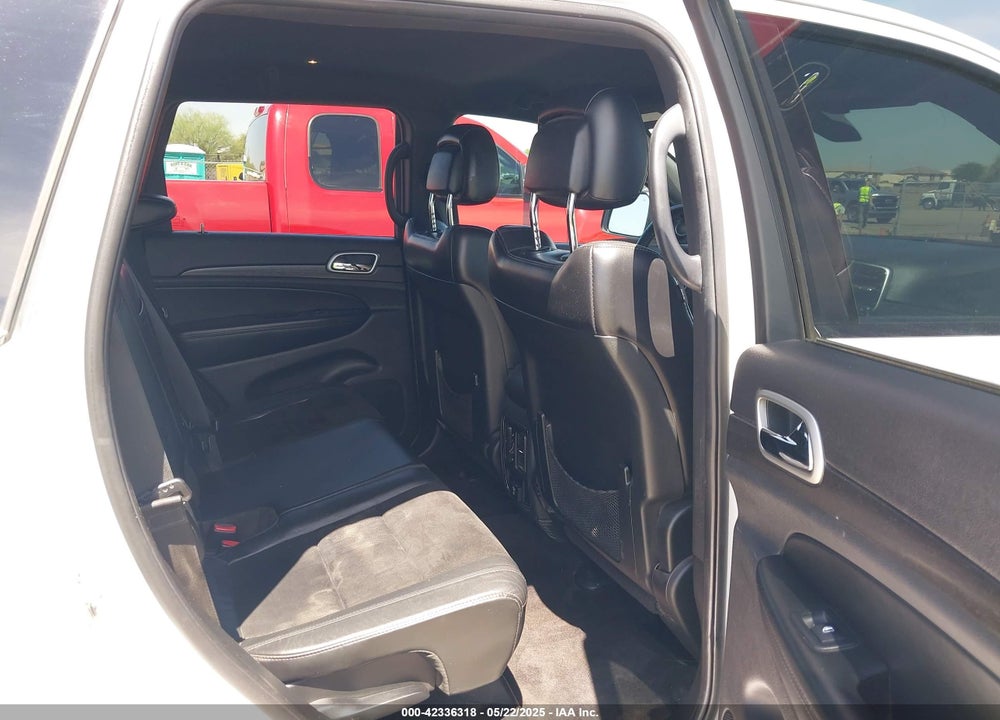 2018 JEEP GRAND CHEROKEE VIN: 1C4RJEAG8JC380640