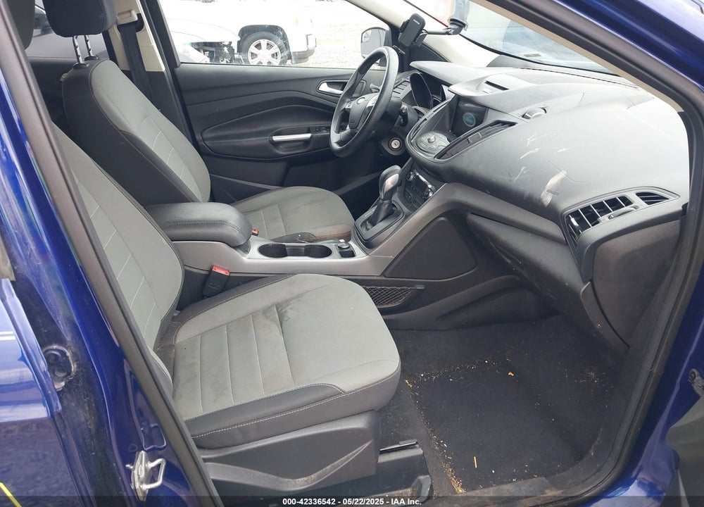 2016 FORD ESCAPE VIN: 1FMCU0GX3GUB57198