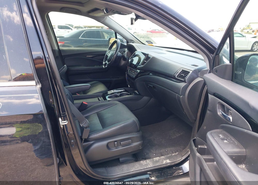 2020 HONDA PILOT VIN: 5FNYF6H0XLB032663