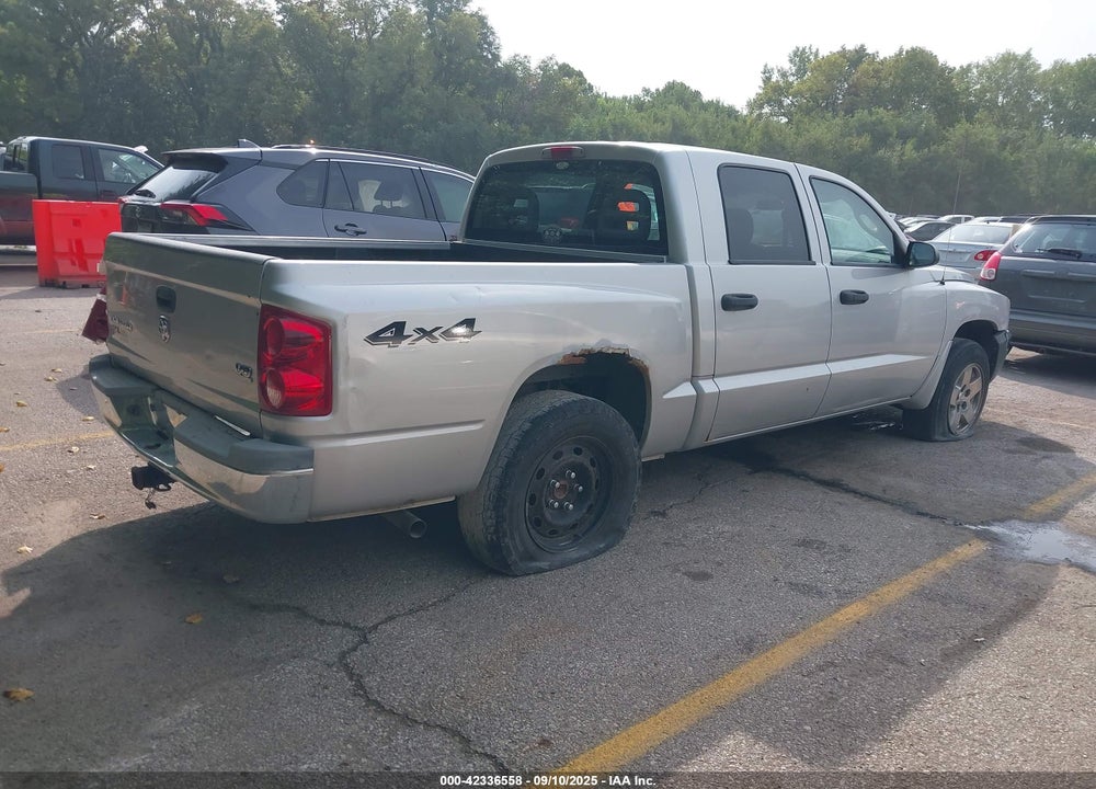 2005 DODGE DAKOTA SLT VIN: 1D7HW48NX5S224516