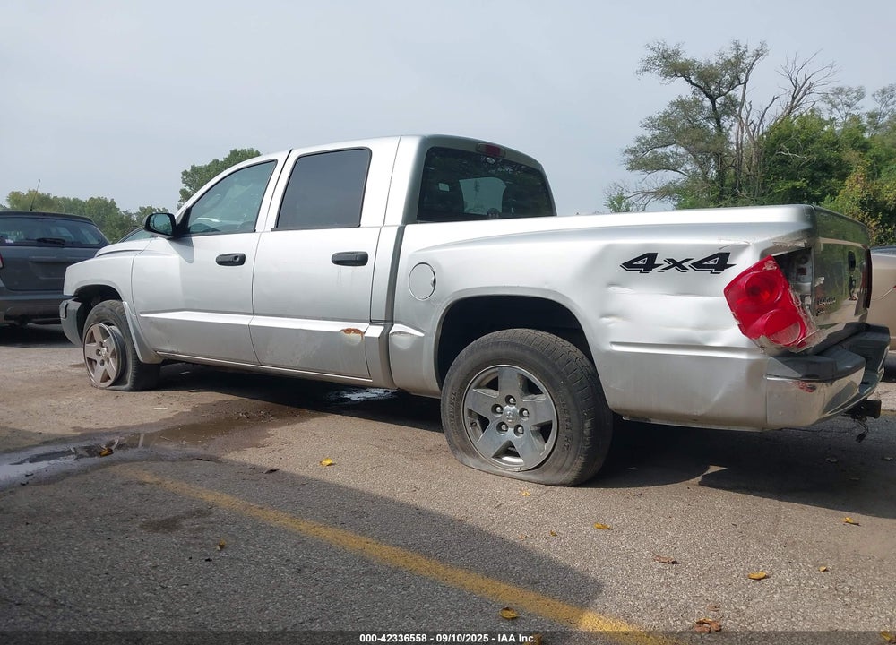 2005 DODGE DAKOTA SLT VIN: 1D7HW48NX5S224516