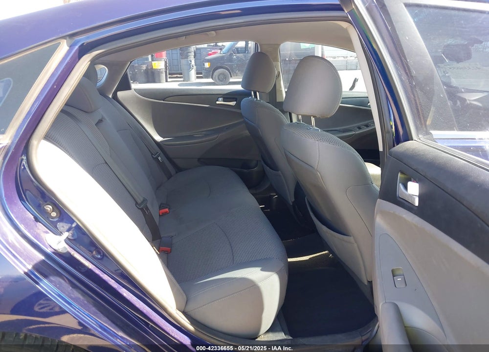 2012 HYUNDAI SONATA GLS VIN: 5NPEB4AC1CH347585