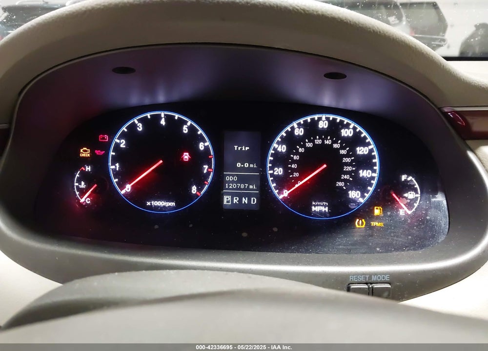 2008 HYUNDAI AZERA LIMITED VIN: KMHFC46F98A298196