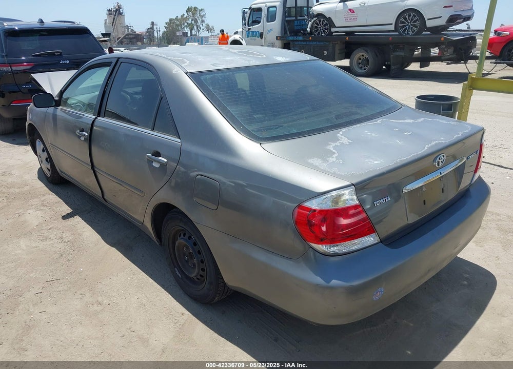 2005 TOYOTA CAMRY LE VIN: 4T1BE32K15U528605