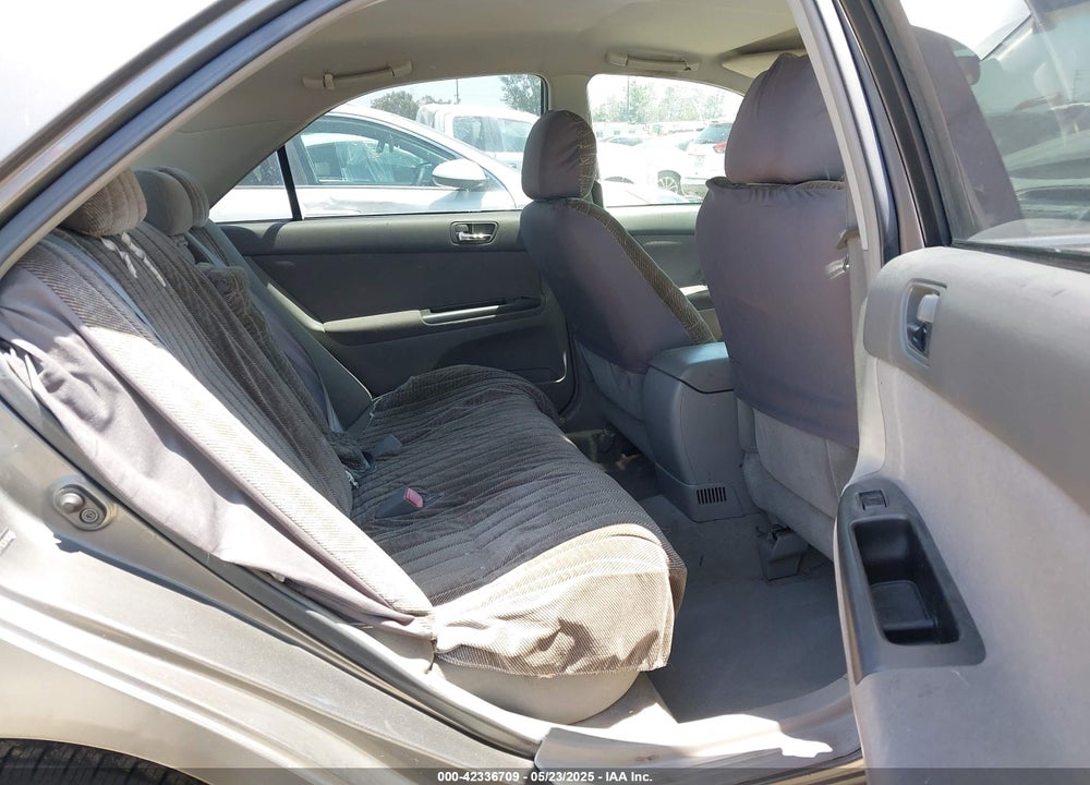 2005 TOYOTA CAMRY LE VIN: 4T1BE32K15U528605