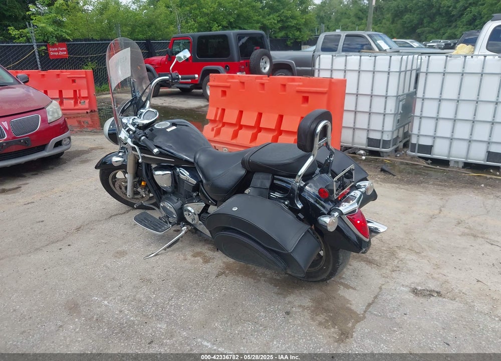 2007 YAMAHA XVS1300 CT VIN: JYAVP25E87A002712