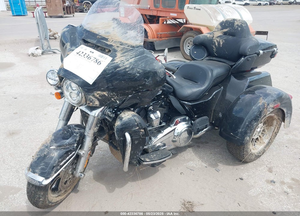 2024 HARLEY-DAVIDSON FLHTCUTG VIN: 1HD1MAF16RB861648