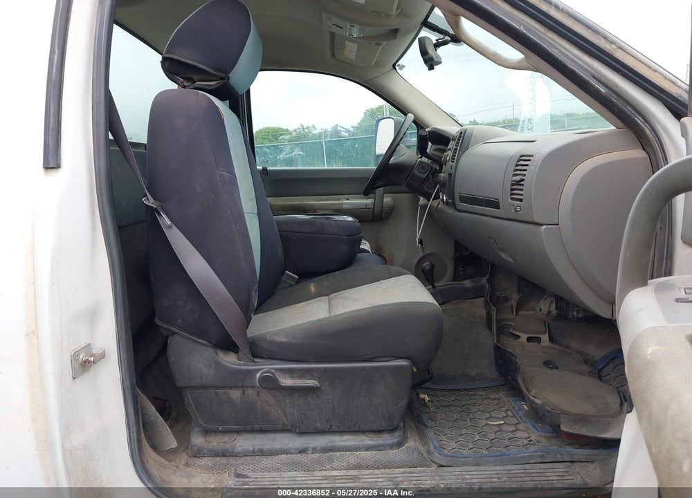 2009 CHEVROLET SILVERADO 3500HD WORK TRUCK VIN: 1GCHK74K29F141826
