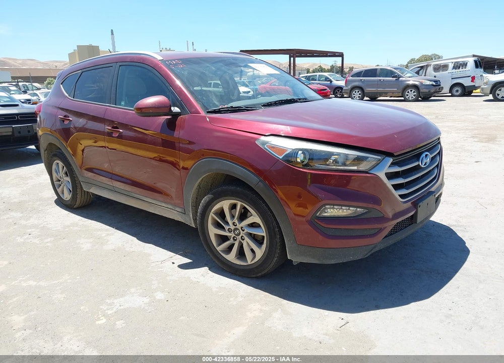 2017 HYUNDAI TUCSON SE VIN: KM8J3CA41HU302363