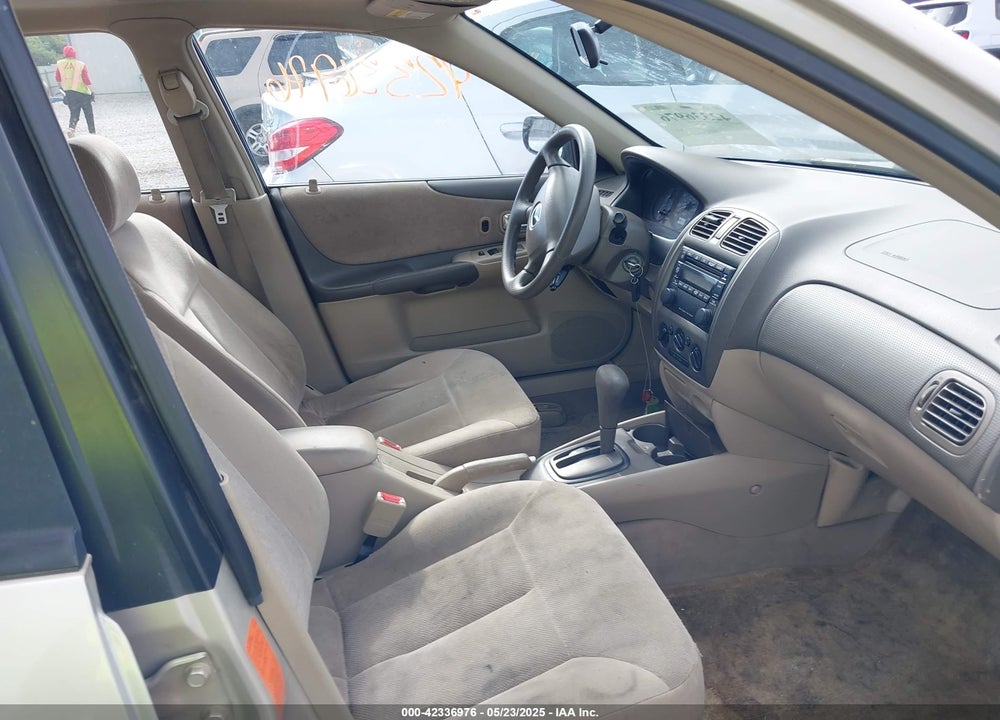 2001 MAZDA PROTEGE ES/LX VIN: JM1BJ226210439446