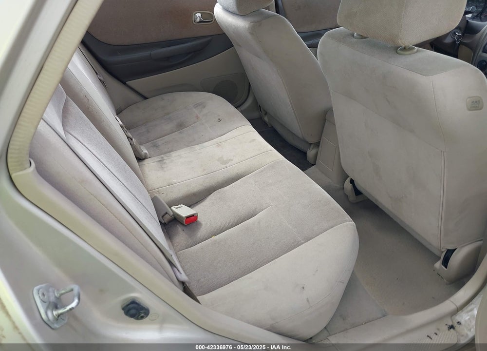2001 MAZDA PROTEGE ES/LX VIN: JM1BJ226210439446